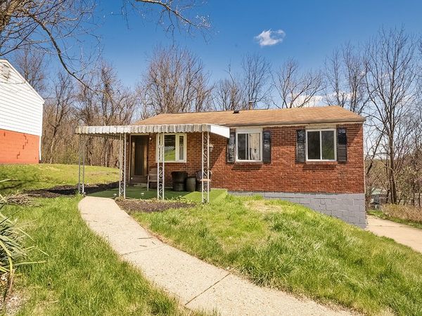 118 Courtney Dr, Verona, PA 15147