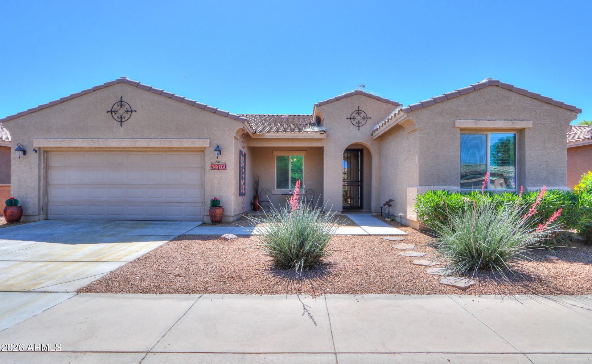 42709 W Kingfisher Drive, Maricopa, AZ 85138 Main Photo