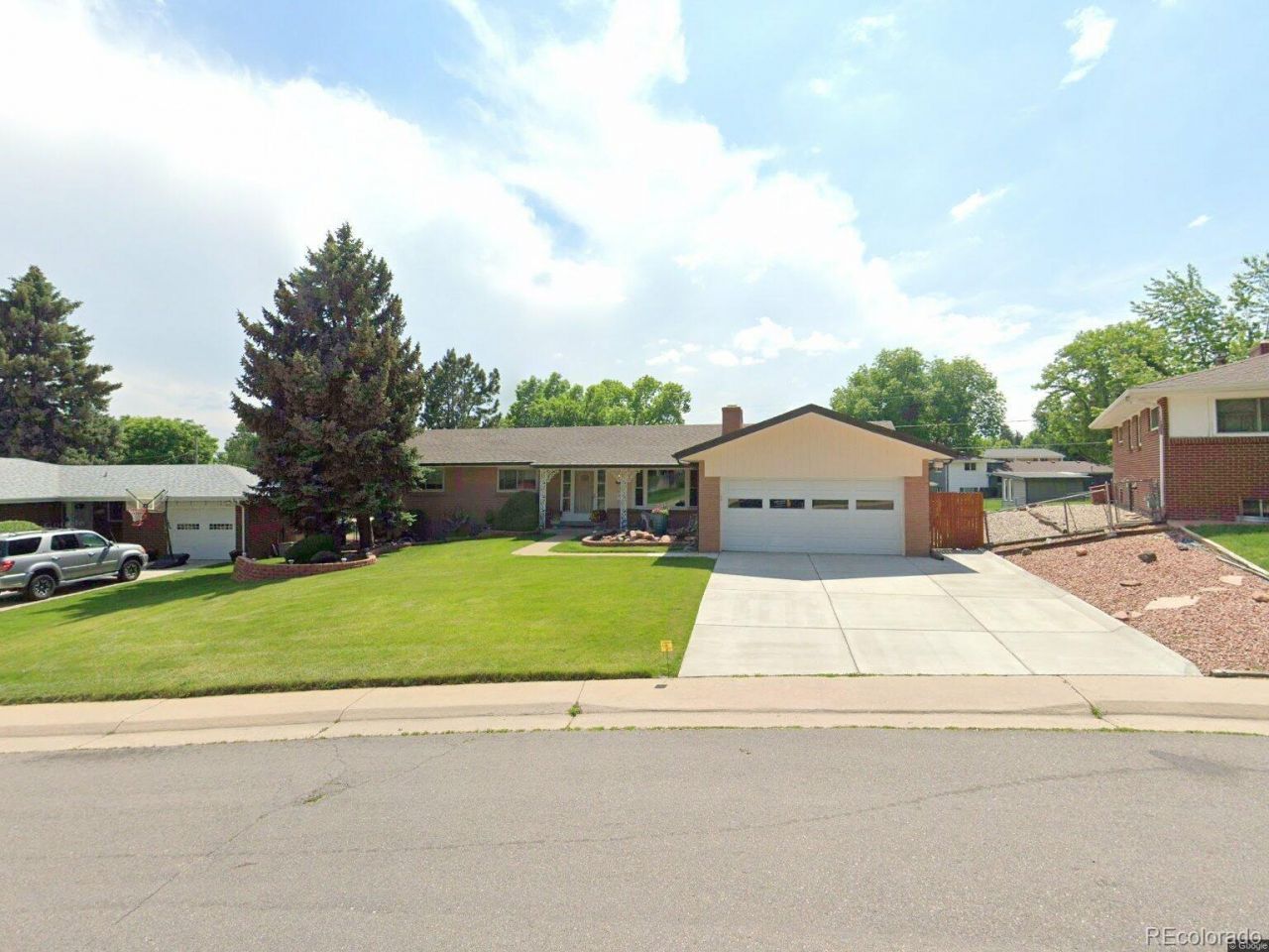 2753 S Benton Street, Denver, CO 80227 Main Photo