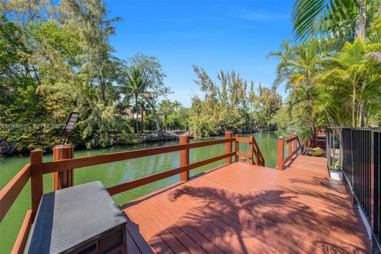 5120 Carillo St, Coral Gables, FL 33146 Photo