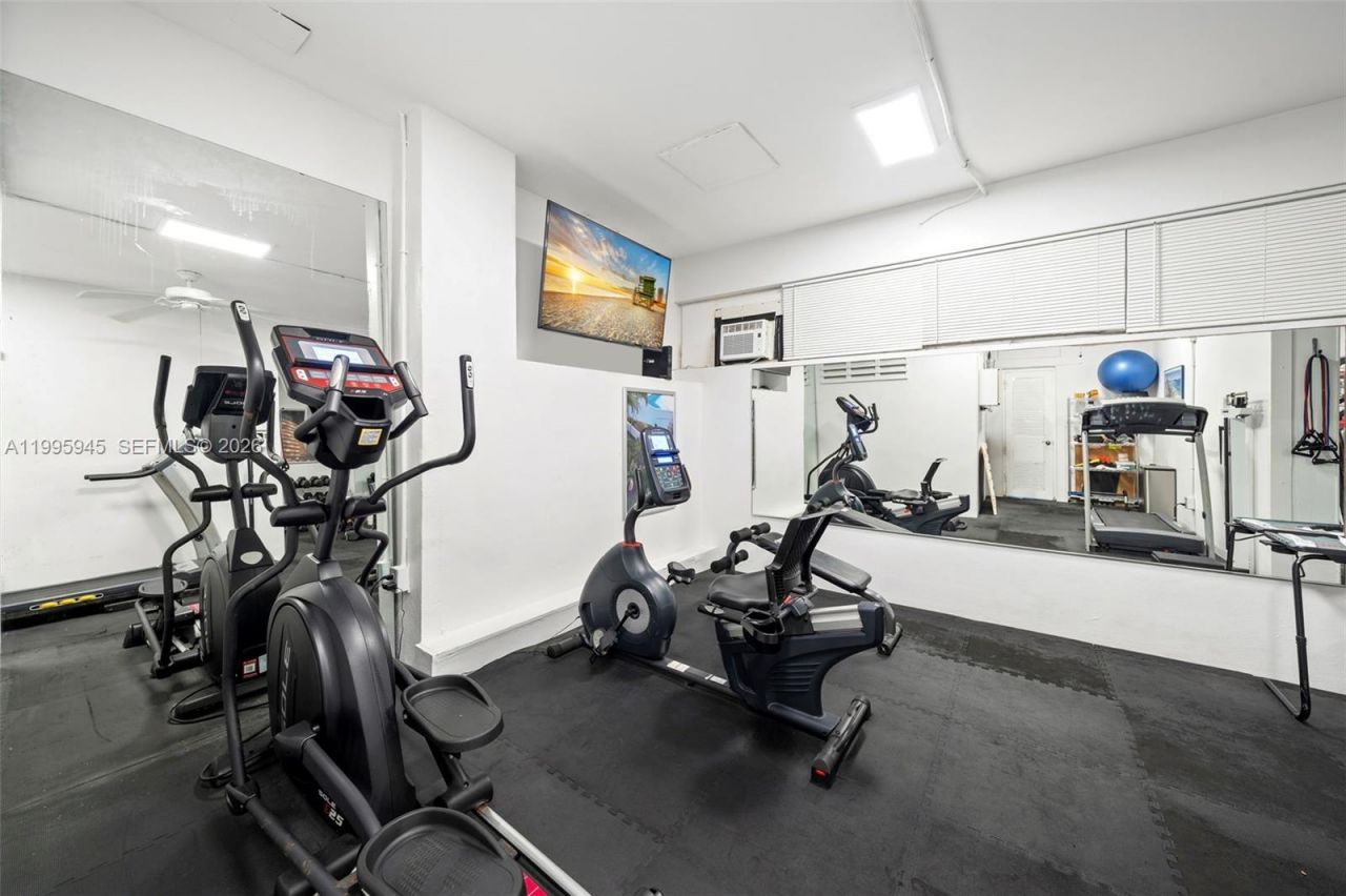 2840 N Ocean Blvd, Unit 404, Fort Lauderdale, FL 33308 Photo