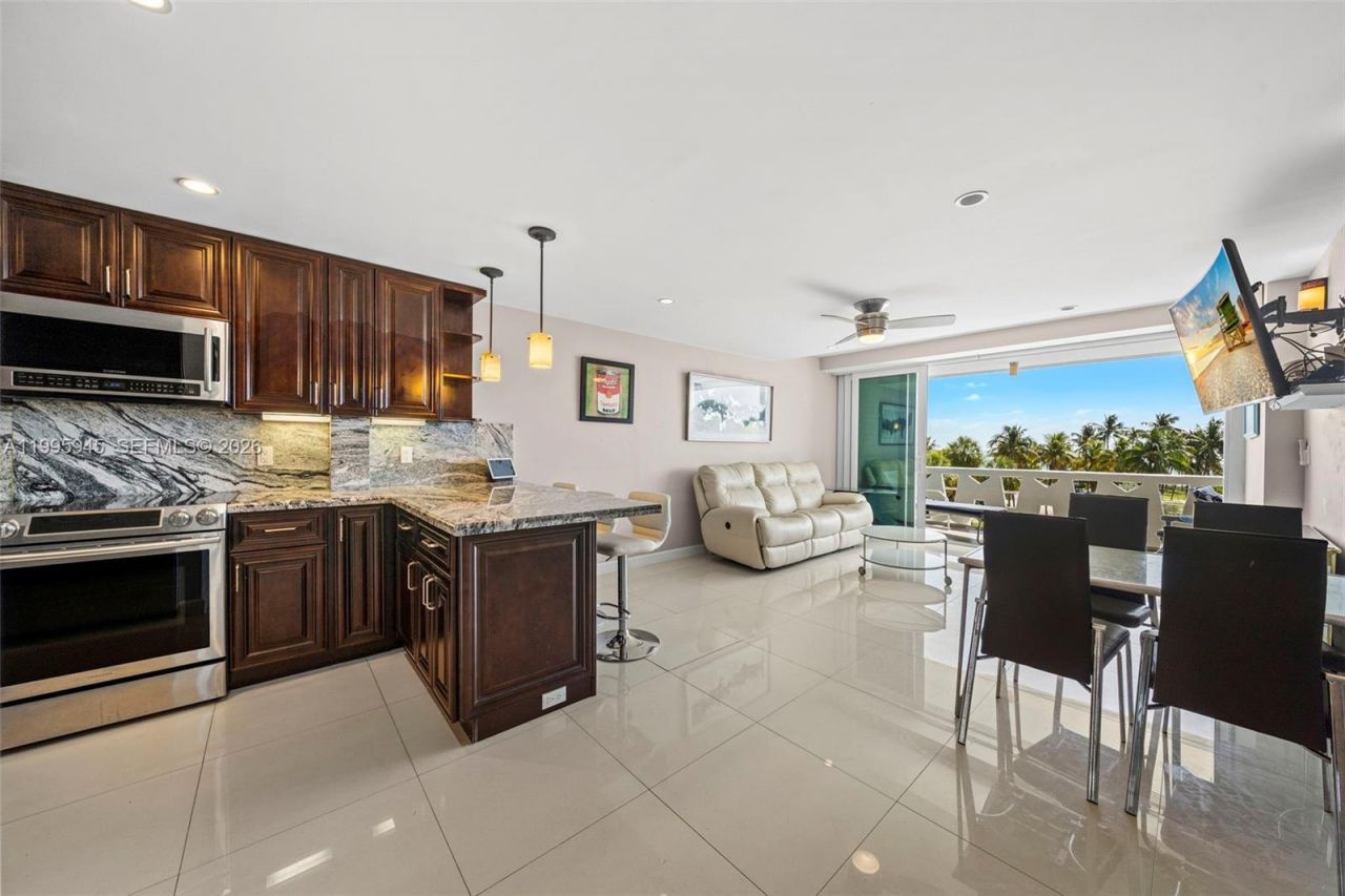 2840 N Ocean Blvd, Unit 404, Fort Lauderdale, FL 33308 Photo