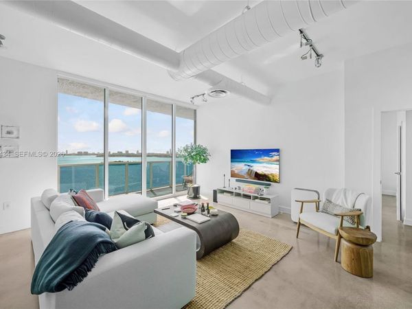 700 NE 25th St, Unit 1502, Miami, FL 33137