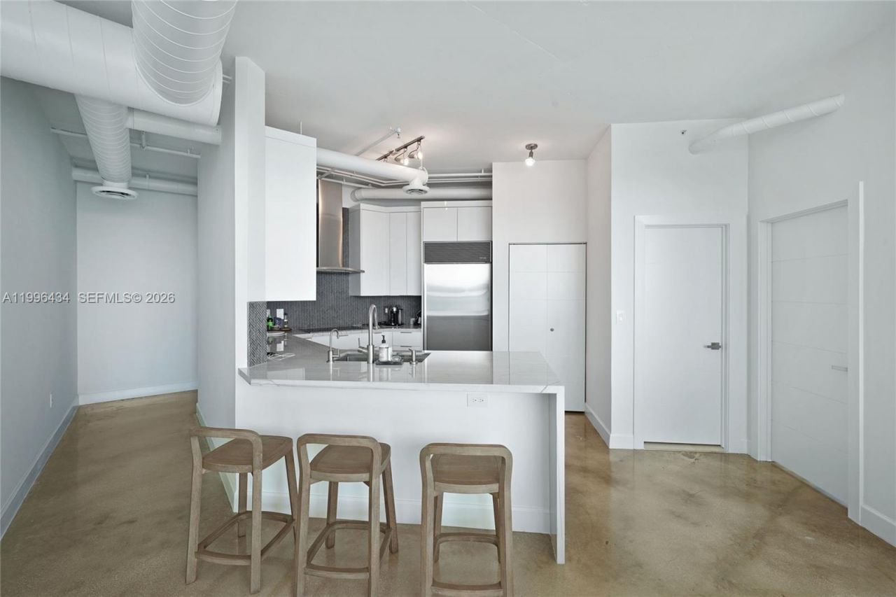 700 NE 25th St, Unit 1502, Miami, FL 33137 Photo