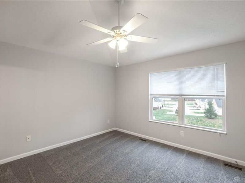 4424 Straight Arrow, Beavercreek, OH 45430 Photo 12