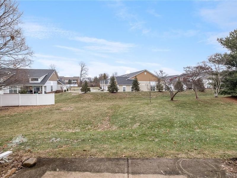 4424 Straight Arrow, Beavercreek, OH 45430 Photo 18