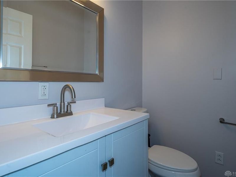 2125 S Smithville Road, Dayton, OH 45420 Photo 18