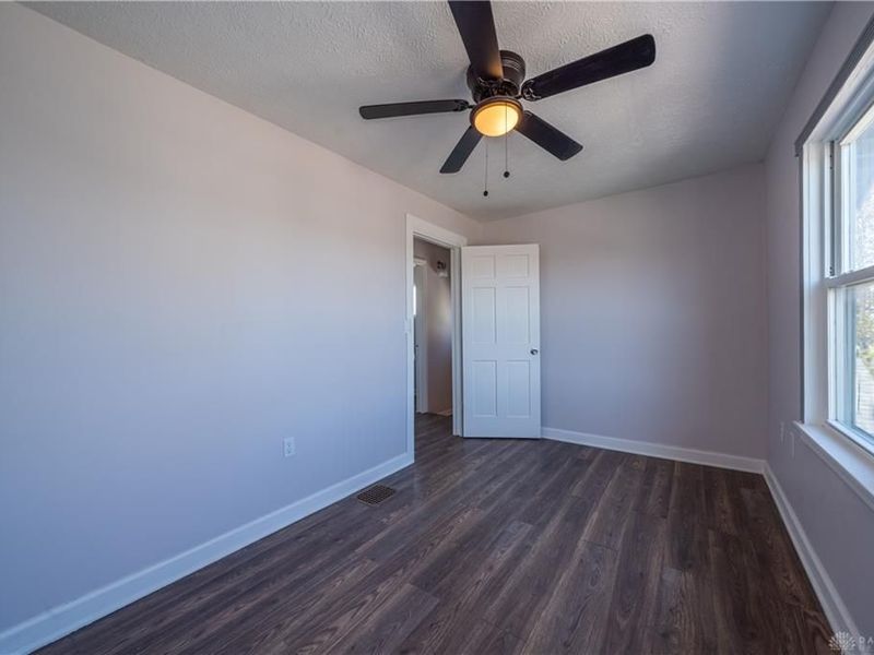 2125 S Smithville Road, Dayton, OH 45420 Photo 21