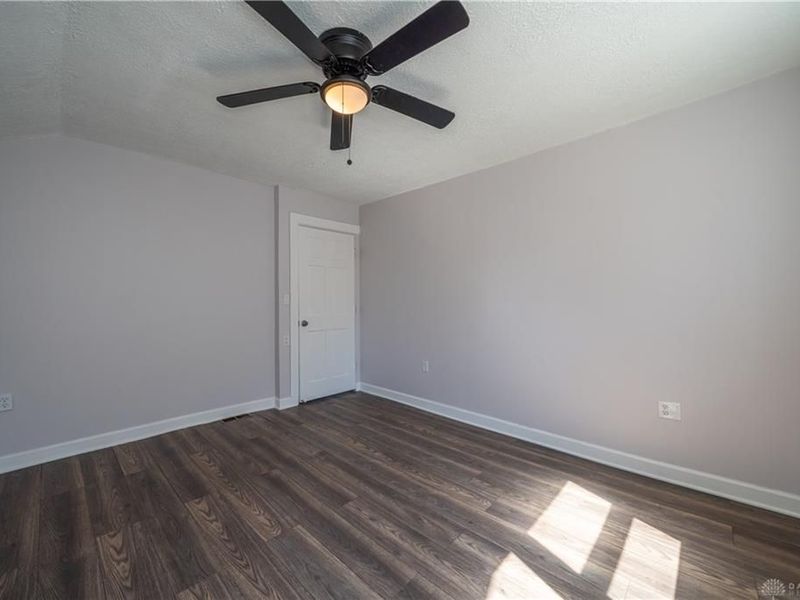 2125 S Smithville Road, Dayton, OH 45420 Photo 23