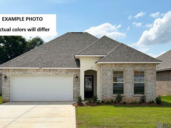 1244 Elliston Dr, Gonzales, LA 70737