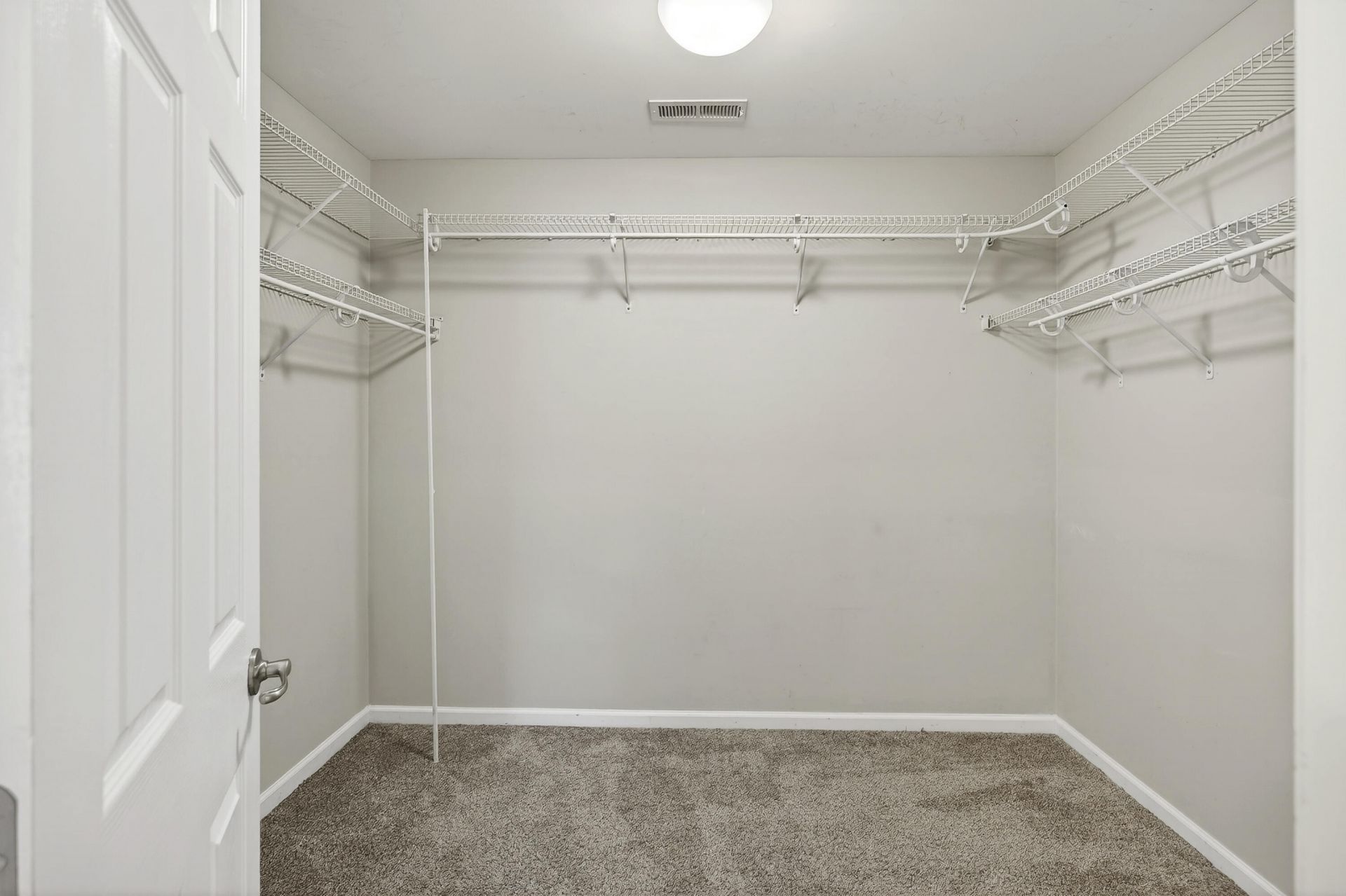 1234 Woodsage Drive Photo 15