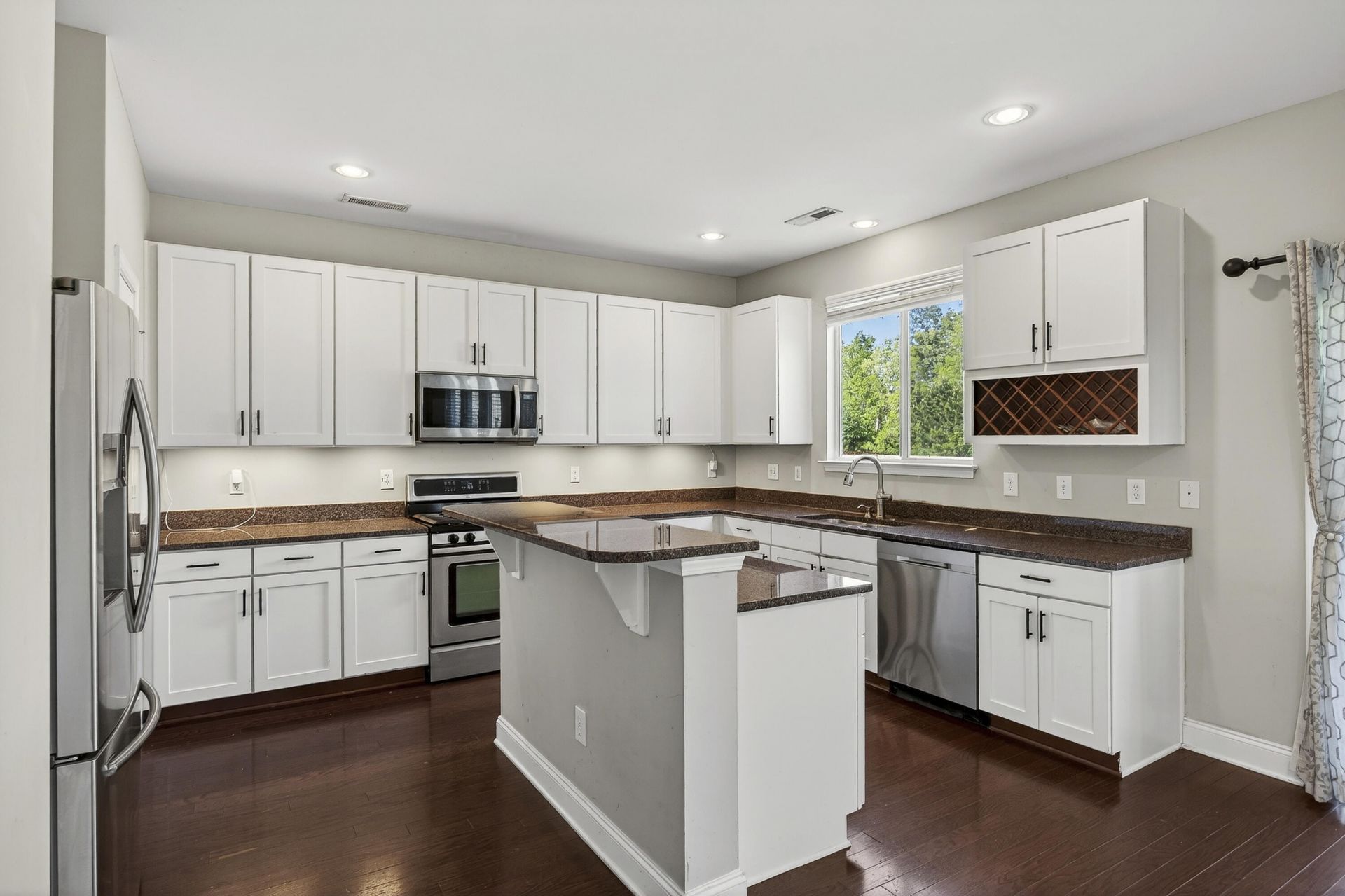 1234 Woodsage Drive Photo 7