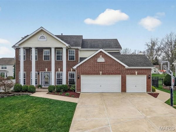 32 Lemhi Pass Court, Dardenne Prairie, MO 63368