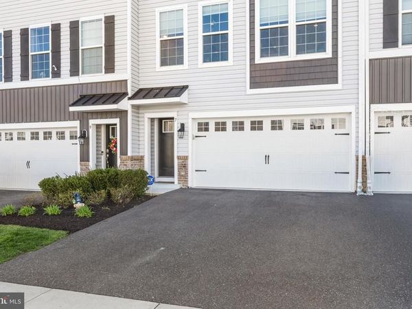 7 AUTUMN PARK BOULEVARD, MEDFORD, NJ 08055