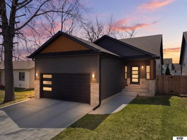 317 Groveland Street, Lincoln, NE 68521