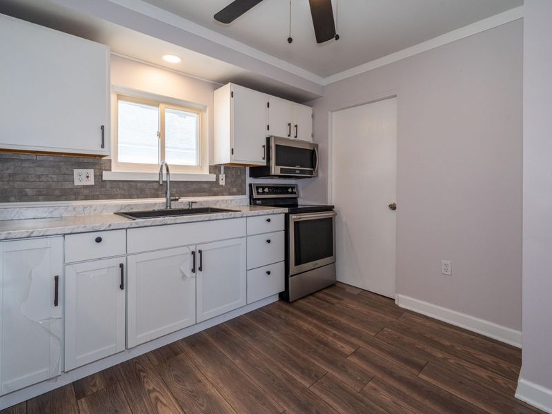 2125 S Smithville Road, Dayton, OH 45420 Photo 15