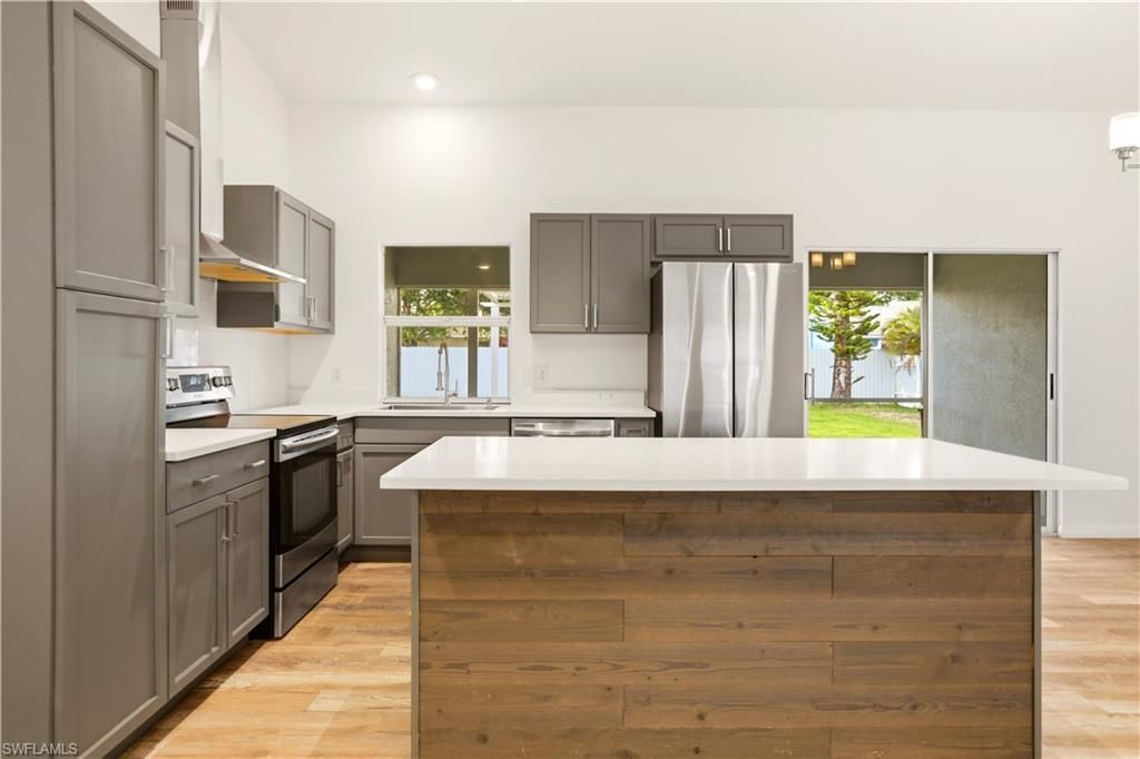 221 SW 13th Ter , Cape Coral, FL 33991 Photo