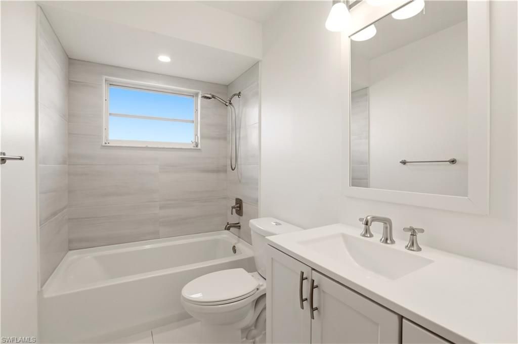 221 SW 13th Ter , Cape Coral, FL 33991 Photo