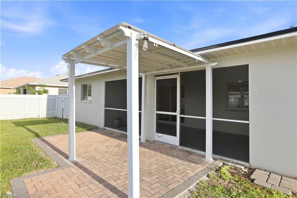 221 SW 13th Ter , Cape Coral, FL 33991 Photo