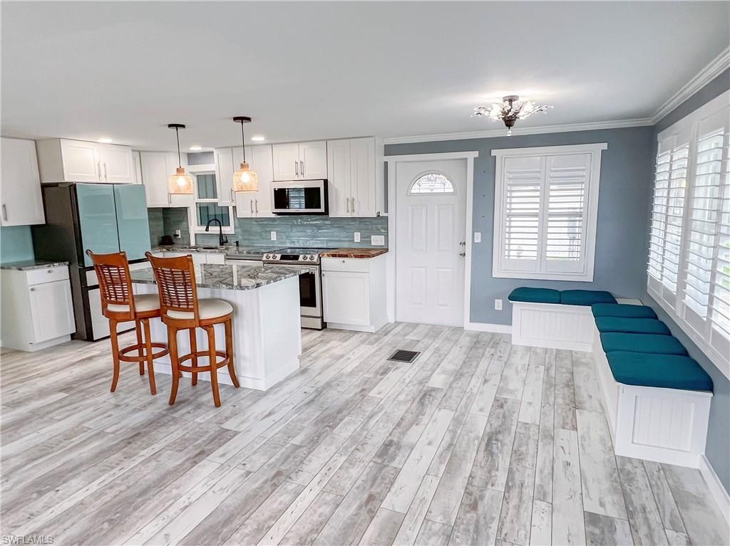 11291 Bougainvillea Ln, Fort Myers Beach, FL 33931 Photo