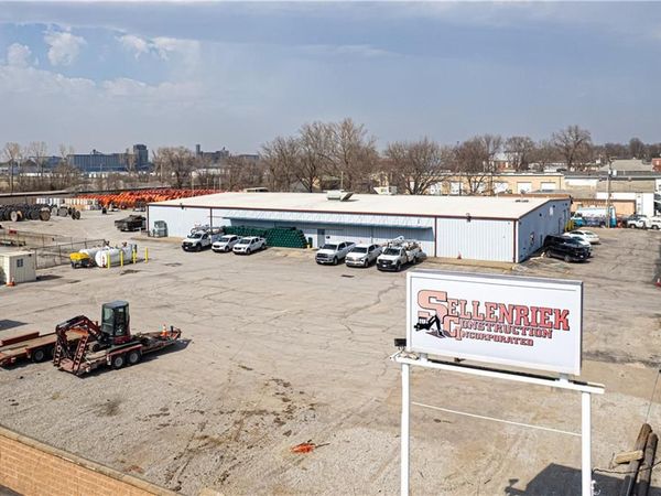 5326 Lake Avenue, St Joseph, MO 64504