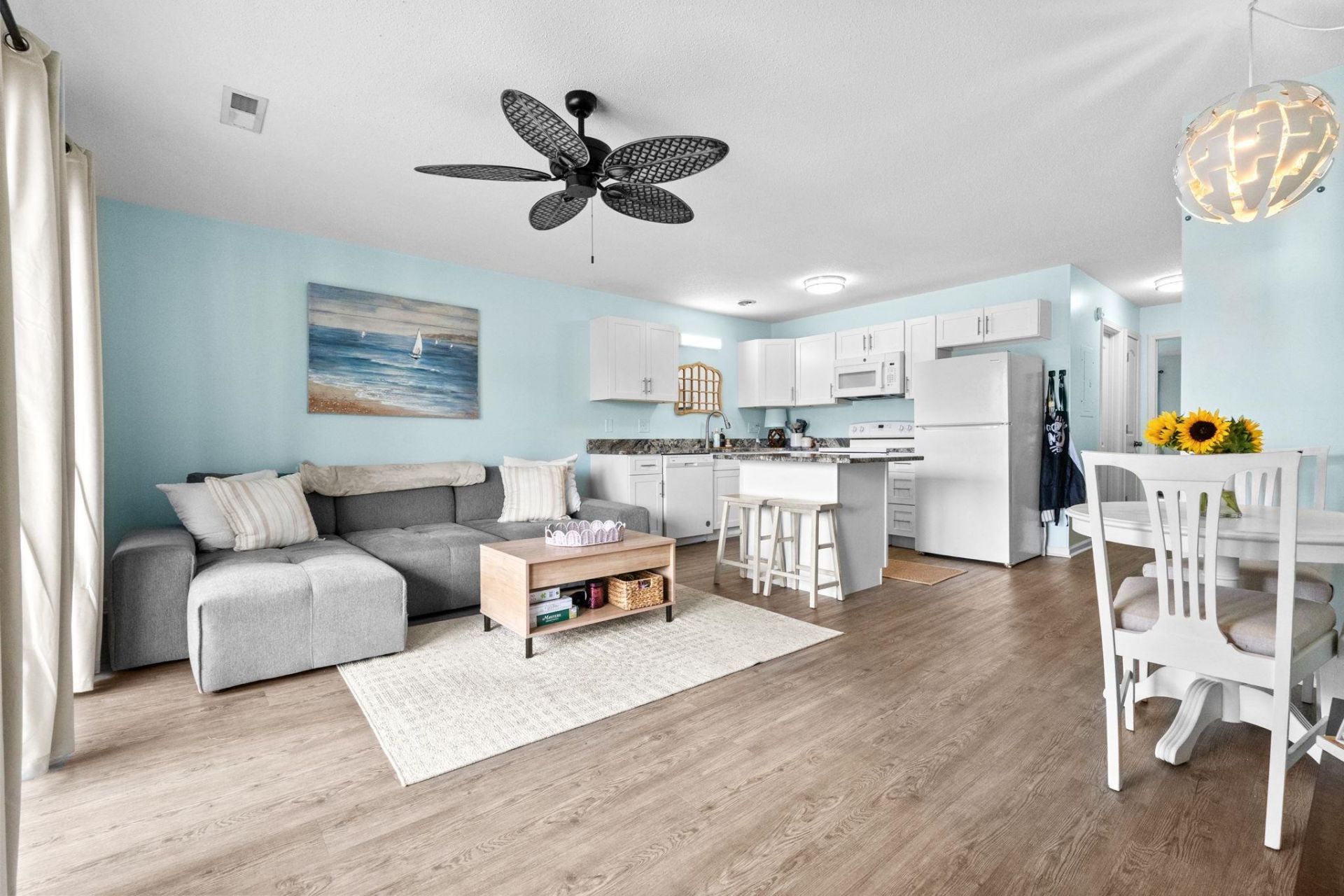 1880 Colony Dr. Photo 10