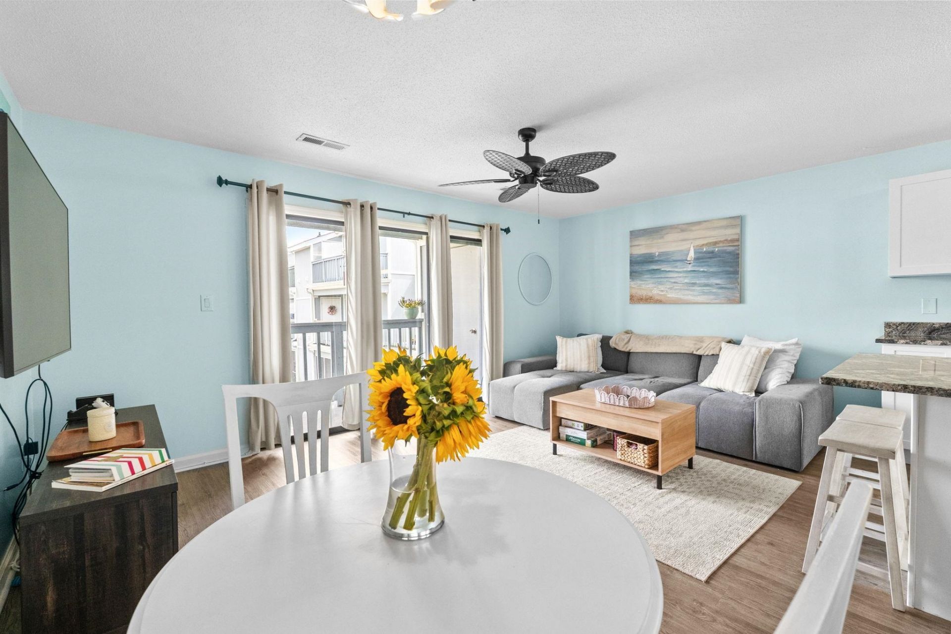 1880 Colony Dr. Photo 11