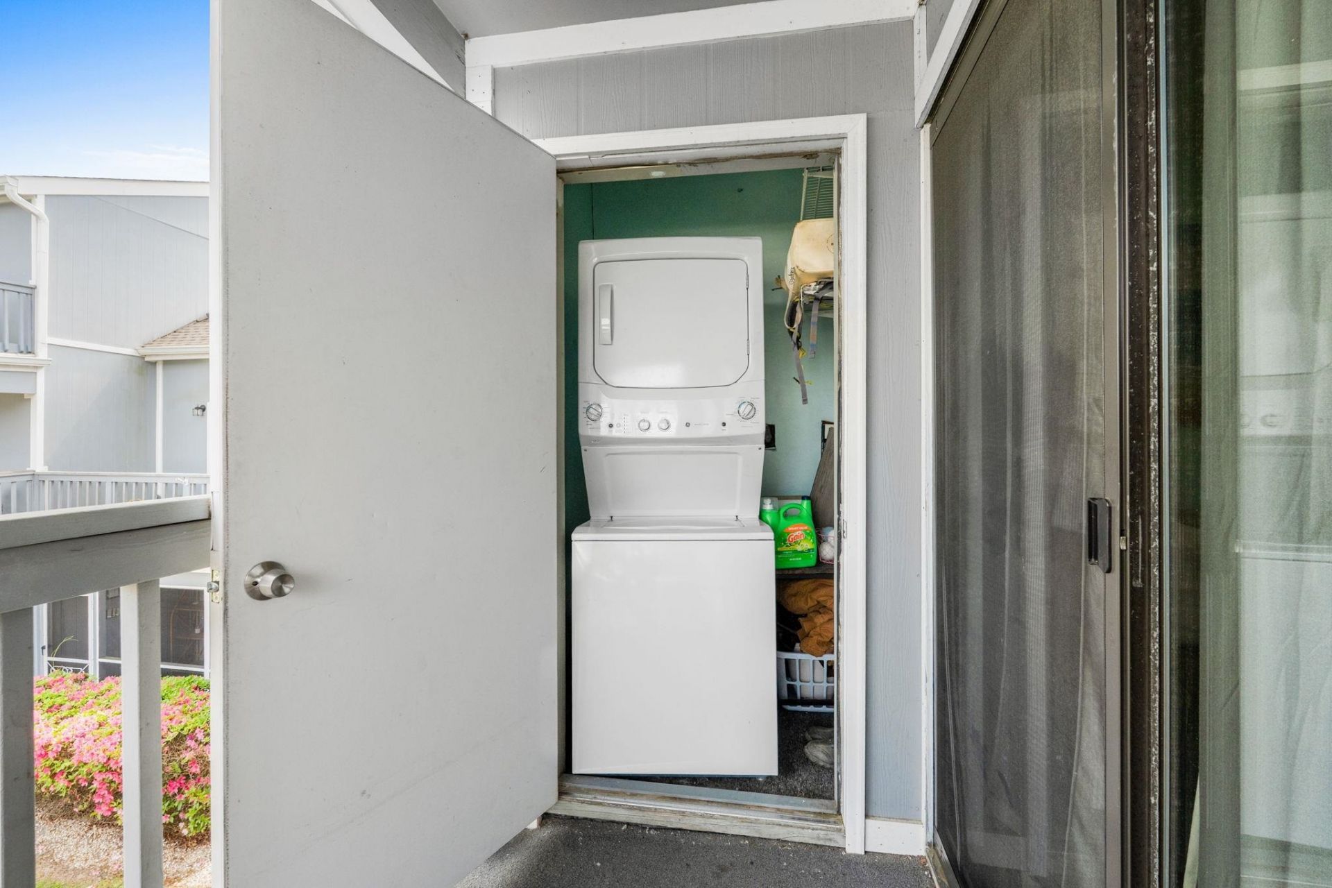 1880 Colony Dr. Photo 22