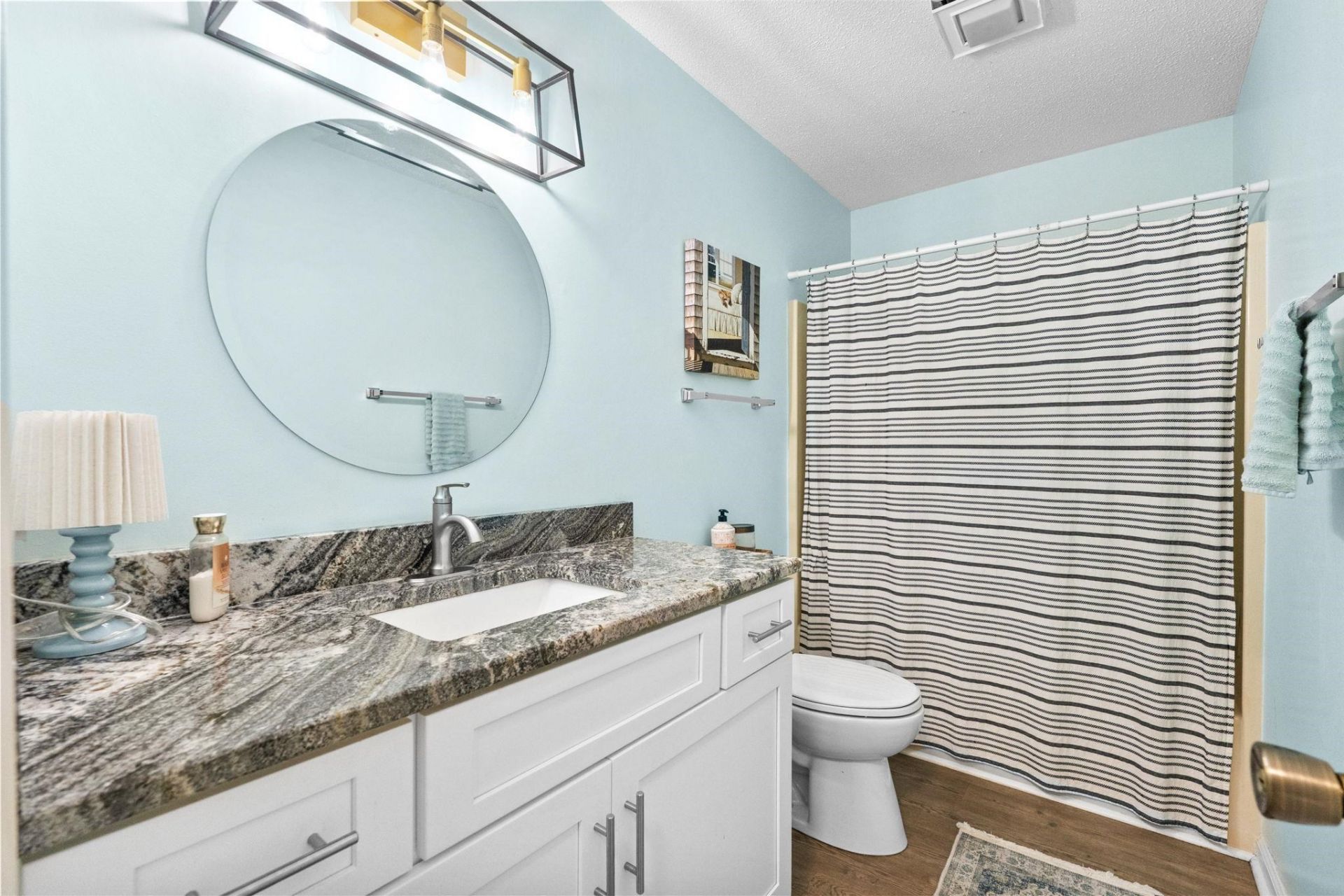 1880 Colony Dr. Photo 27