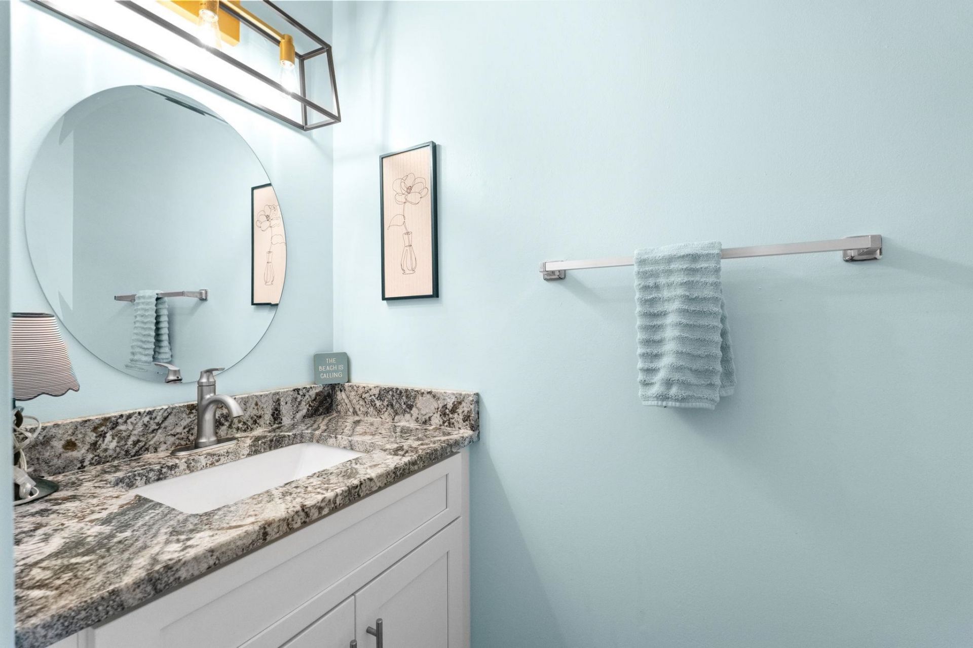 1880 Colony Dr. Photo 28