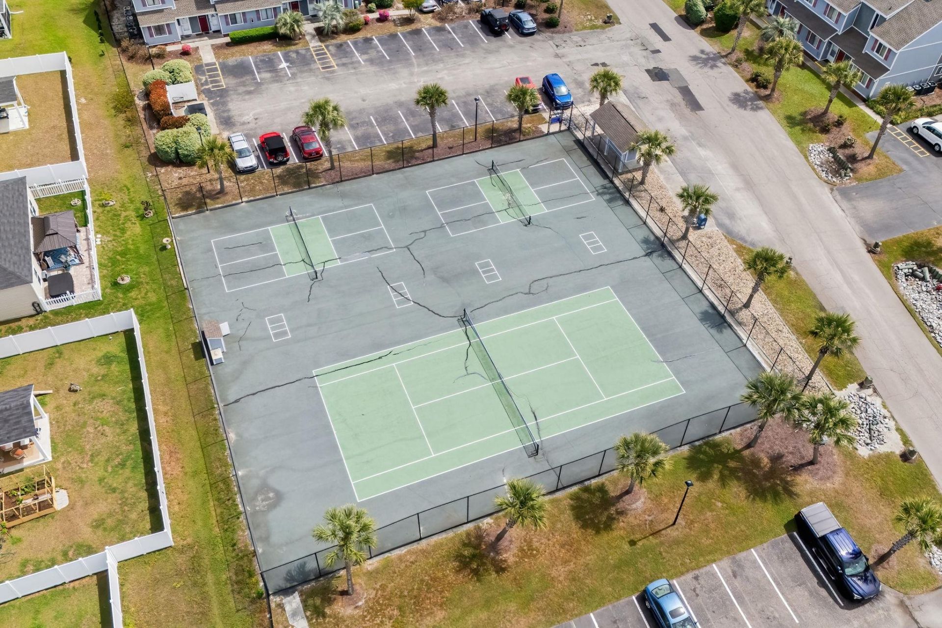 1880 Colony Dr. Photo 54