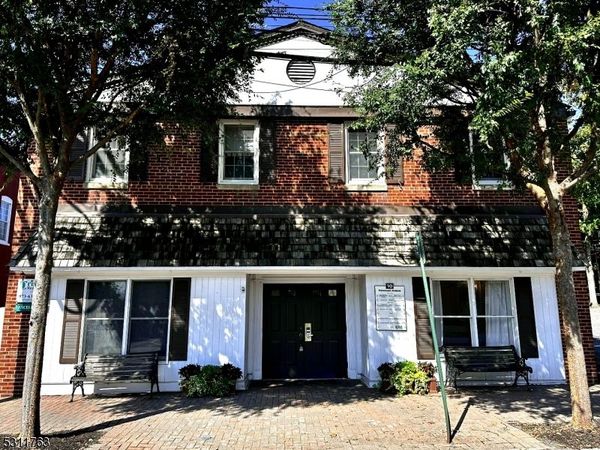 10 Fairmount Ave, Chatham, NJ 07928