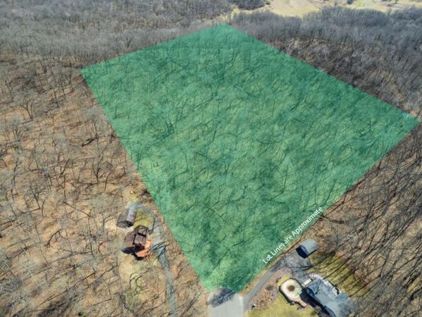 0 Schilling Rd, Onalaska, WI 54650