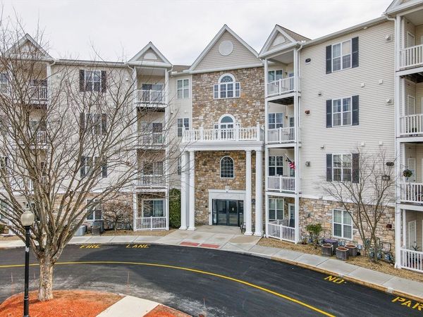 21 Hampshire Rd, Unit 306, Methuen, MA 01844