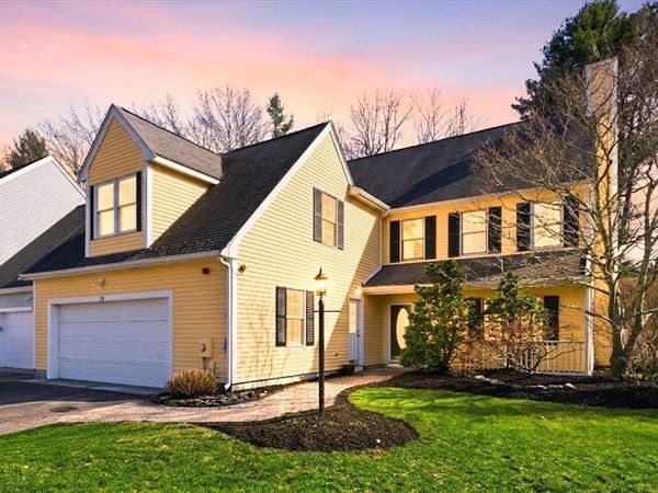 124 Clear Pond Dr, Unit 124, Walpole, MA 02081