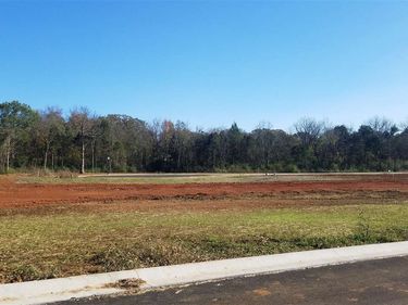 1584 Cabell Drive Lot 17 Highland Pointe, Bowling Green, KY 42104