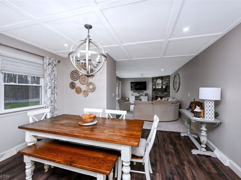 4624 Everhart Drive, Green, OH 44720 Photo 12