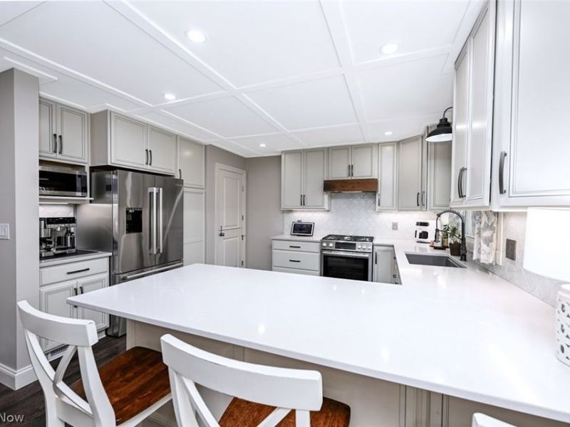 4624 Everhart Drive, Green, OH 44720 Photo 14