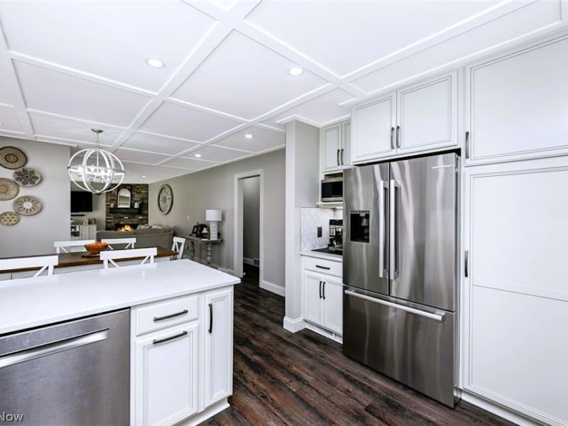 4624 Everhart Drive, Green, OH 44720 Photo 18