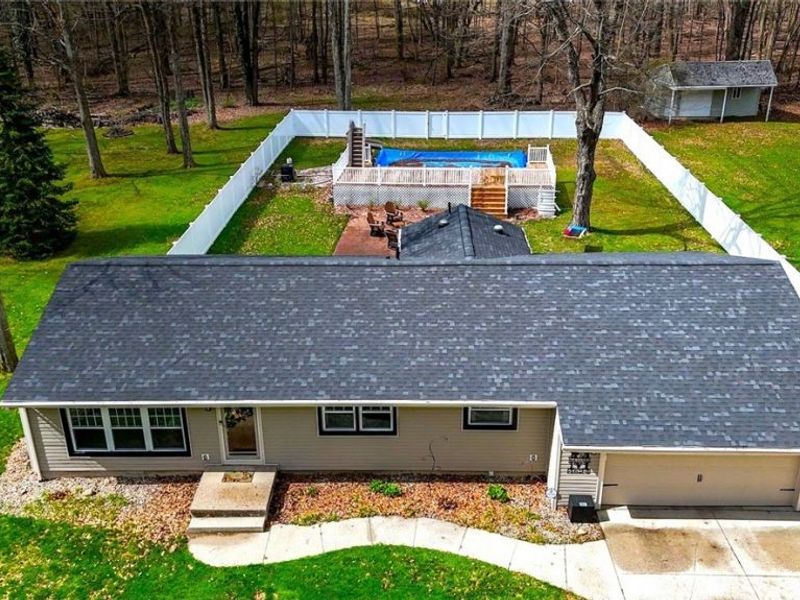 4624 Everhart Drive, Green, OH 44720 Photo 2