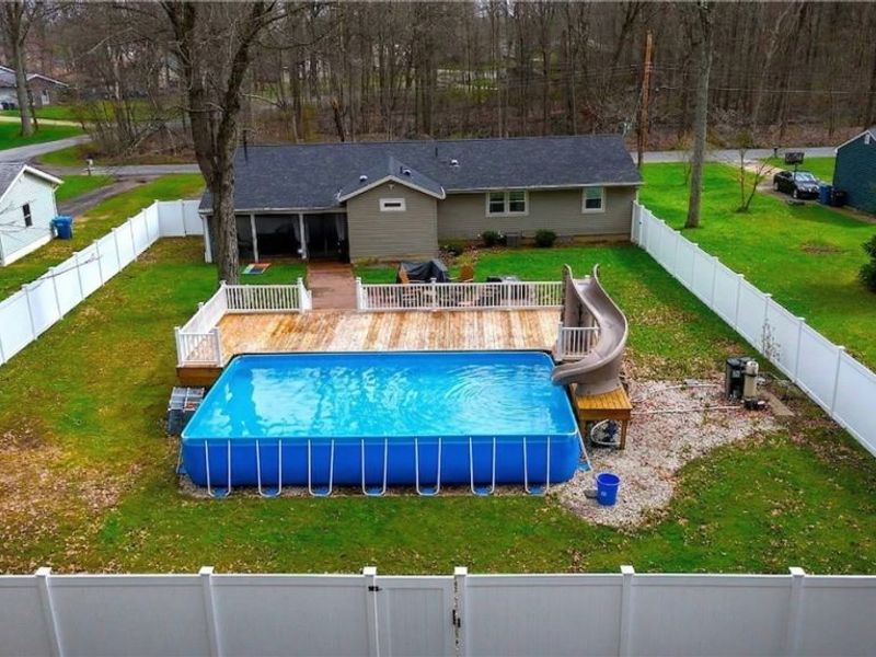 4624 Everhart Drive, Green, OH 44720 Photo 4