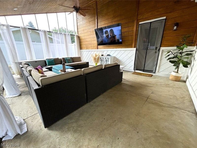 4624 Everhart Drive, Green, OH 44720 Photo 42