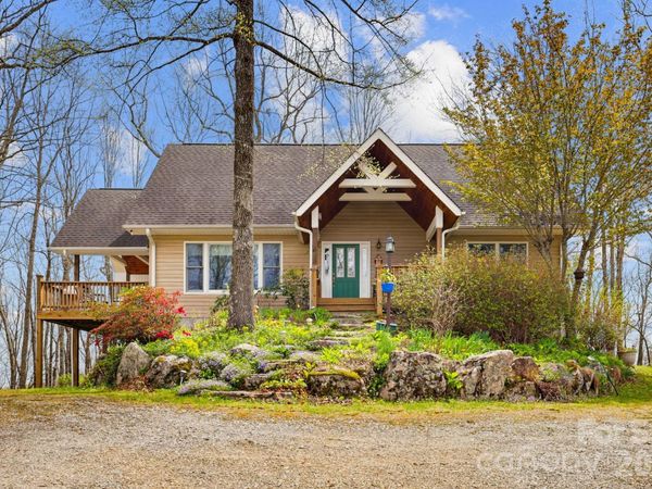 13705 Rosman Highway , Lake Toxaway, NC 28747