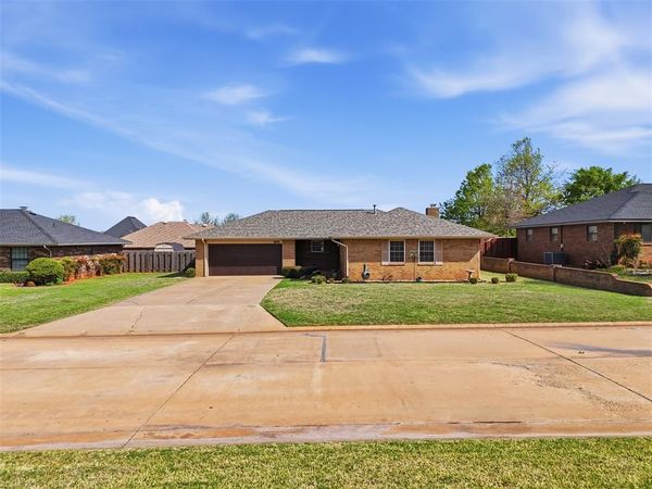 604 Hoehner Avenue, Okarche, OK 73762