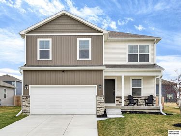 11860 S 115th Street , Papillion, NE 68046