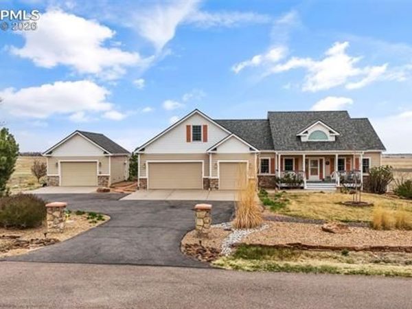 979 Pinehurst Court, Bennett, CO 80102