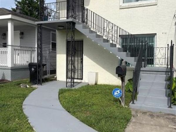4121 DUPLESSIS Street , Unit C, New Orleans, LA 70122