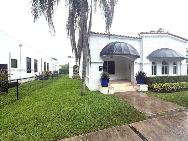5116 SW 57th Ave, Miami, FL 33155