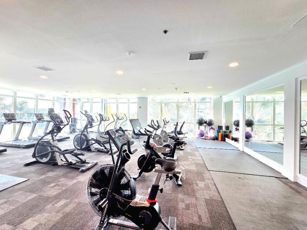 1155 Brickell Bay Dr , Unit 2006, Miami, FL 33131 Photo