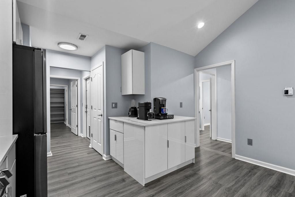 168 Stonegate Blvd.  Photo 7